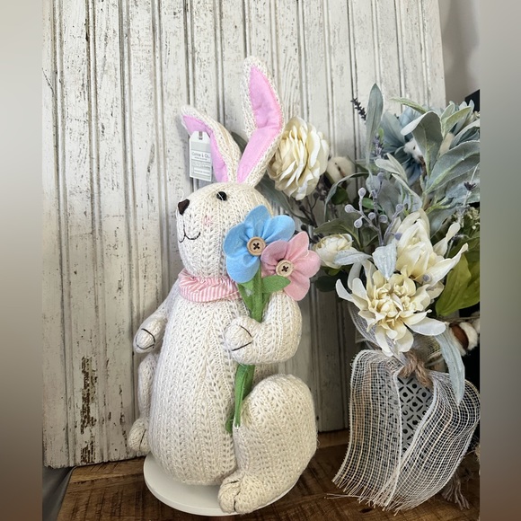 Cotton & Co. Wool Bunny with Flowers - Picture 4 of 9